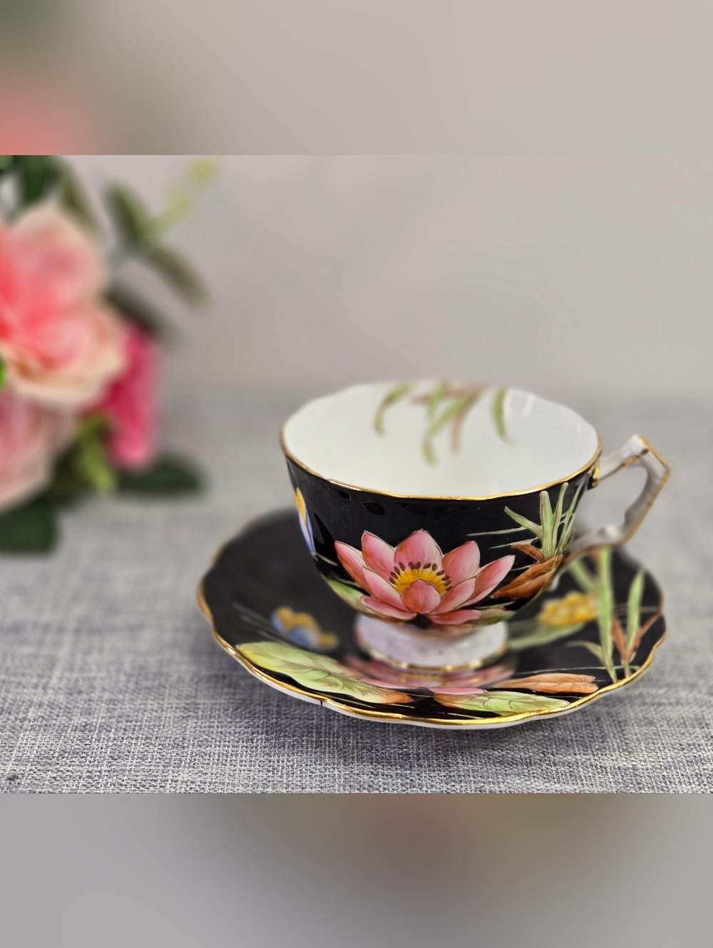 Rare Aynsley England Water Lily Lotus Floral on Black Cup & Saucer With Deffects